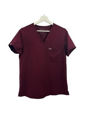 SOLD.      Figs Catarina Red One Pocket Scrub Top Women's Size S
